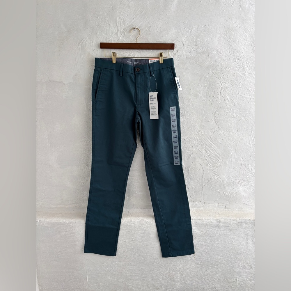 Mens Ultimate Khakis Brand New By Old Navy